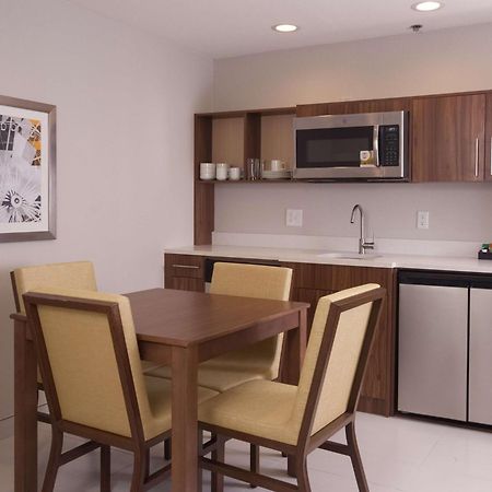 Home2 Suites By Hilton Atlanta Perimeter Center Данвуди Экстерьер фото