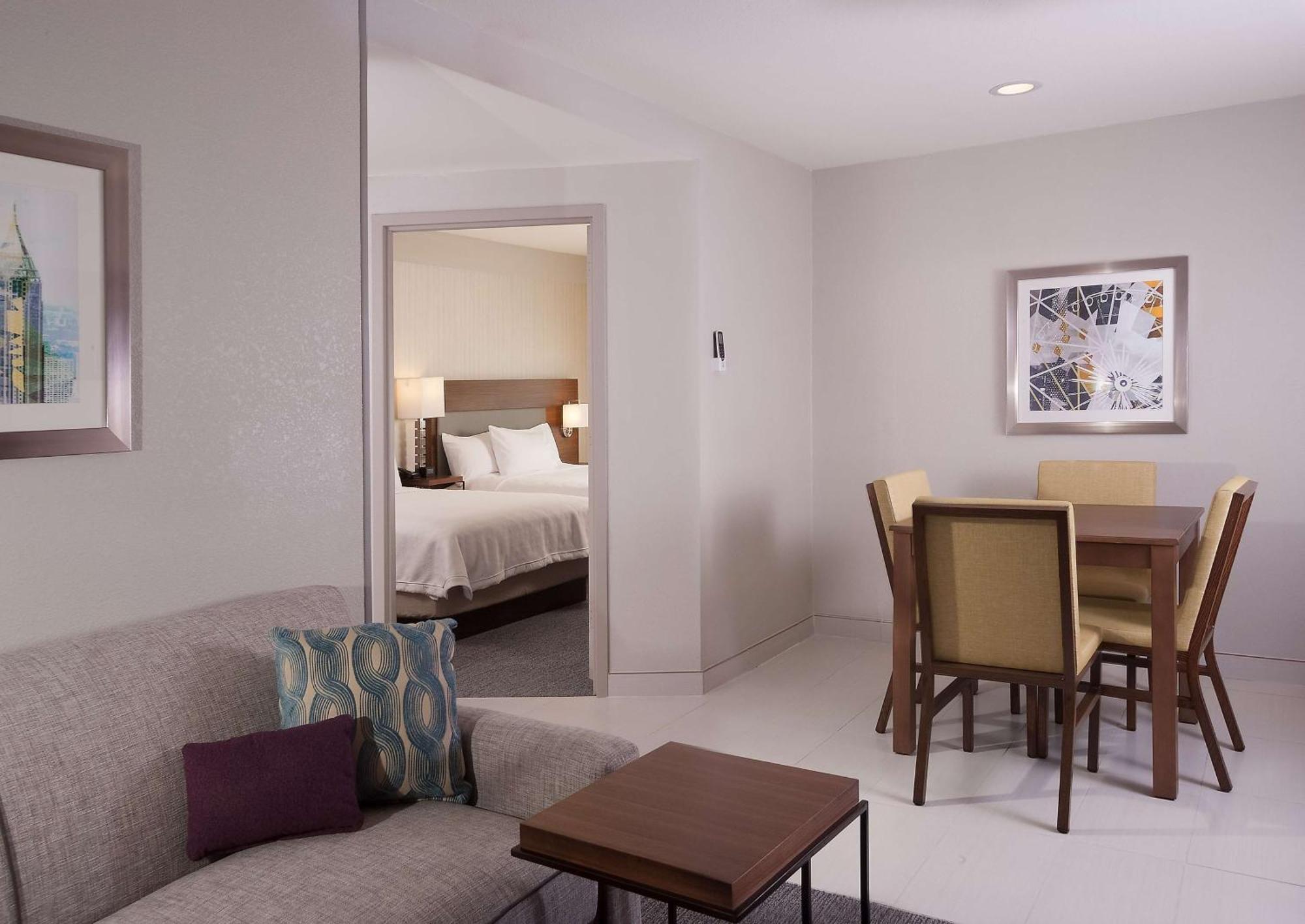 Home2 Suites By Hilton Atlanta Perimeter Center Данвуди Экстерьер фото