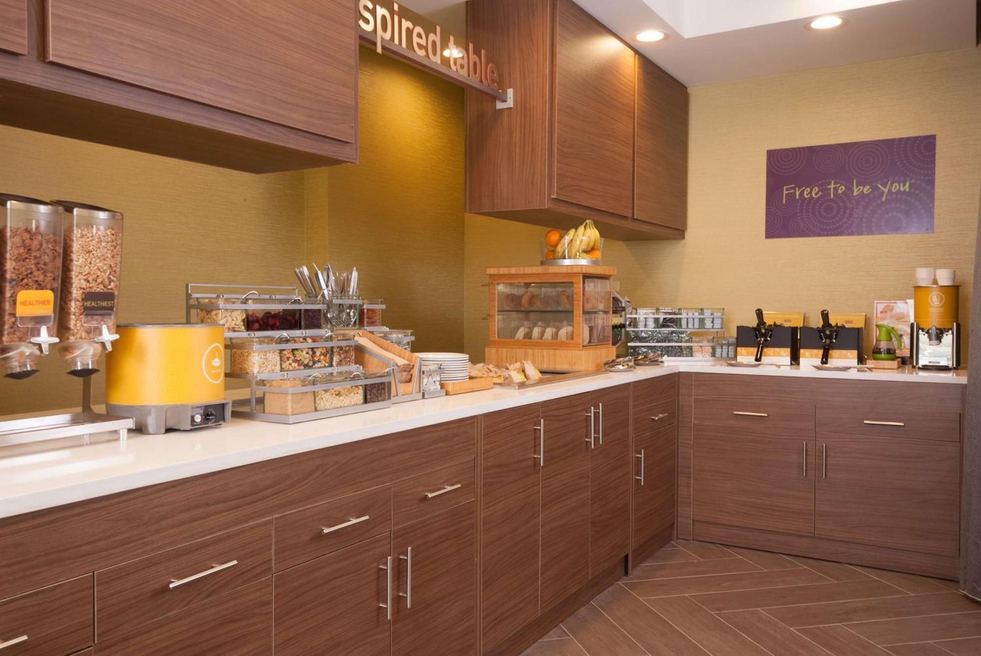 Home2 Suites By Hilton Atlanta Perimeter Center Данвуди Экстерьер фото