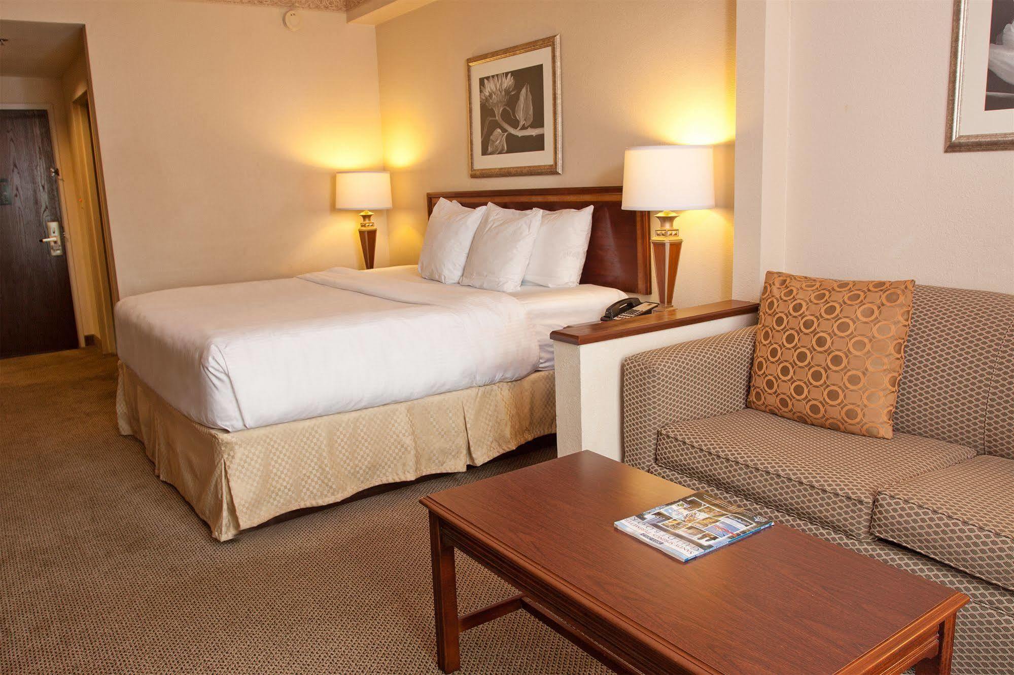 Home2 Suites By Hilton Atlanta Perimeter Center Данвуди Экстерьер фото